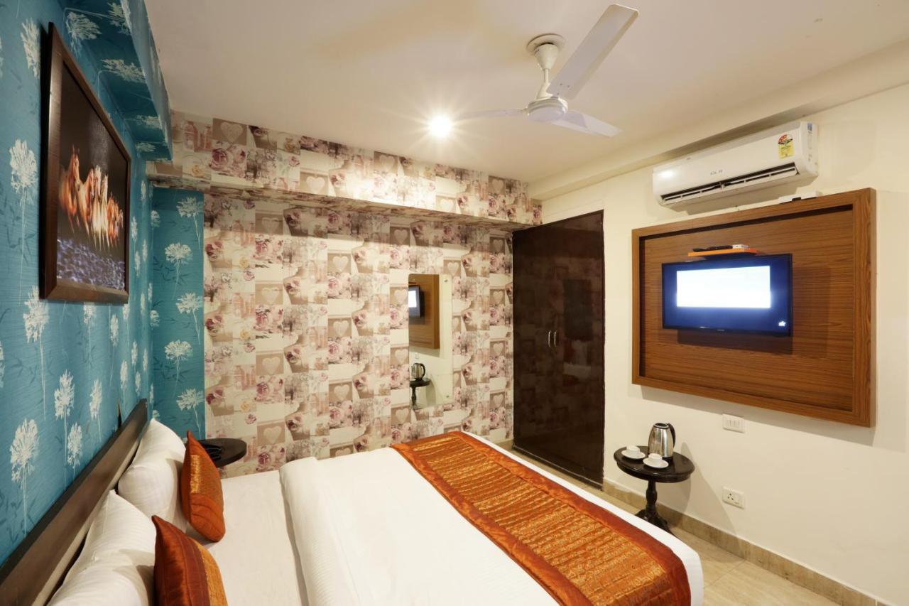 Hotel Ark Wood At Airport นิวเดลี ภายนอก รูปภาพ