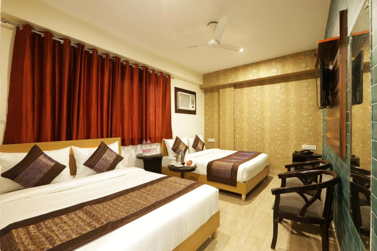 Hotel Ark Wood At Airport นิวเดลี ภายนอก รูปภาพ