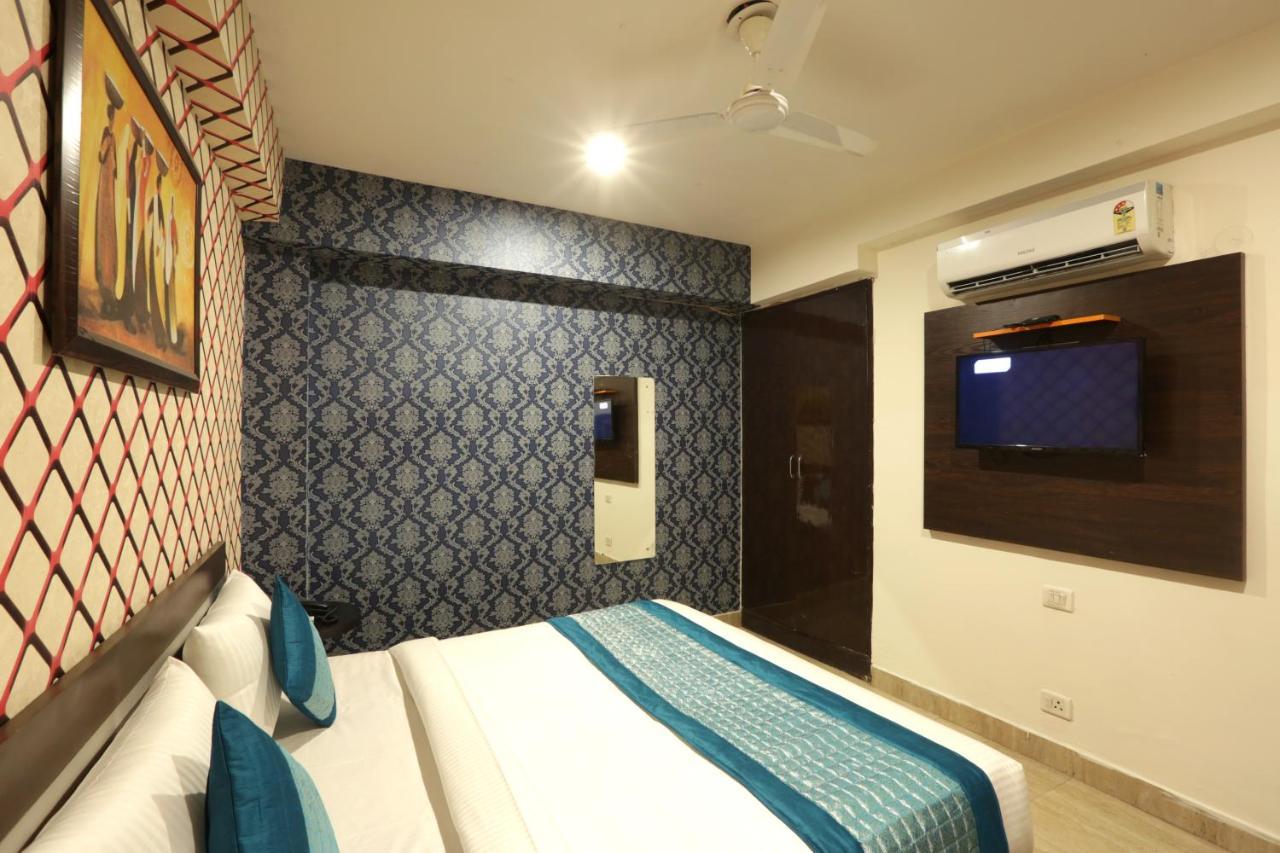 Hotel Ark Wood At Airport นิวเดลี ภายนอก รูปภาพ