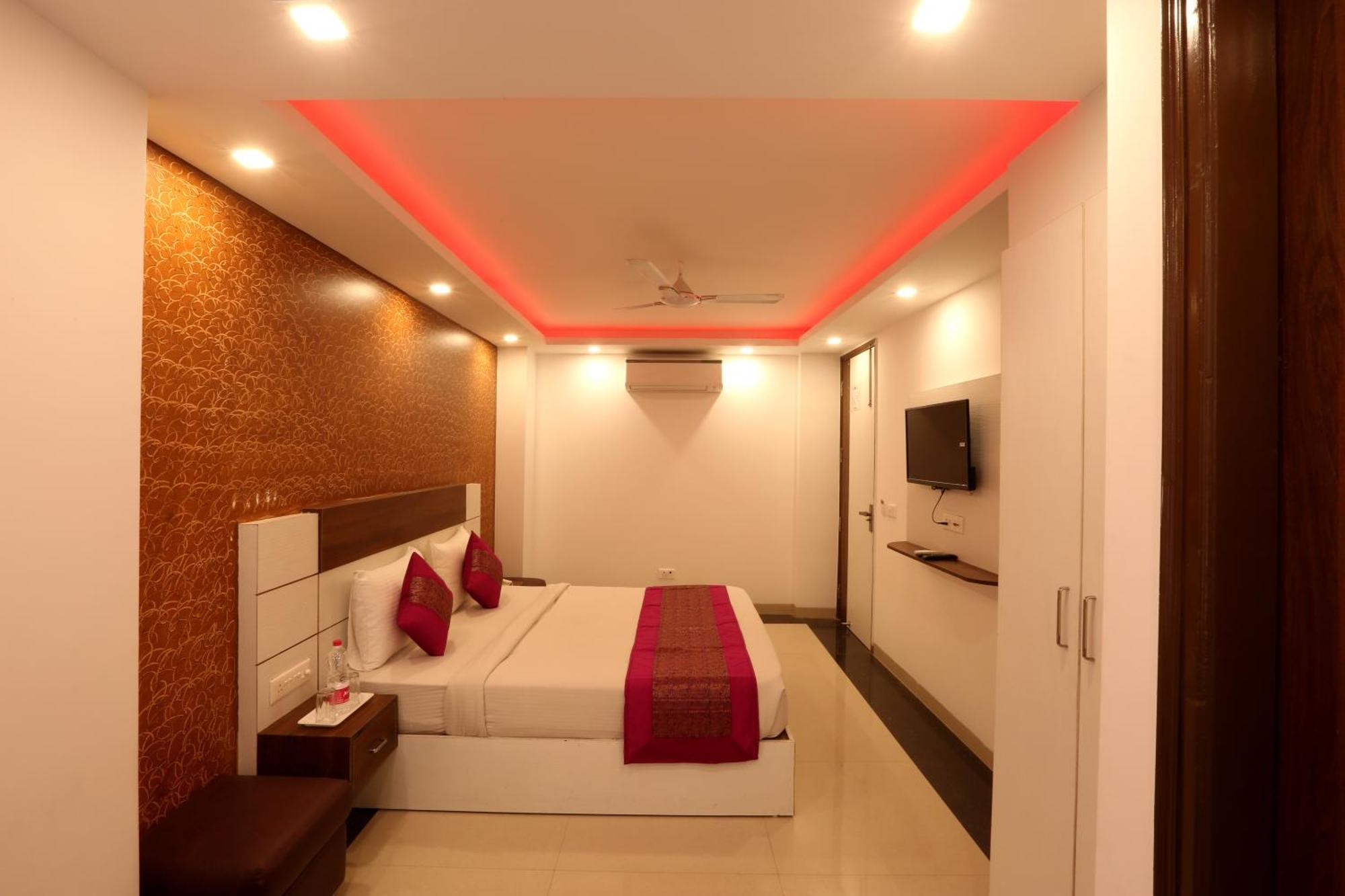 Hotel Ark Wood At Airport นิวเดลี ภายนอก รูปภาพ